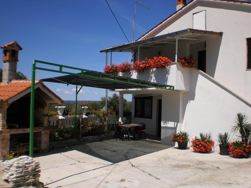 Apartments Rogocana Labin  Rom bilde